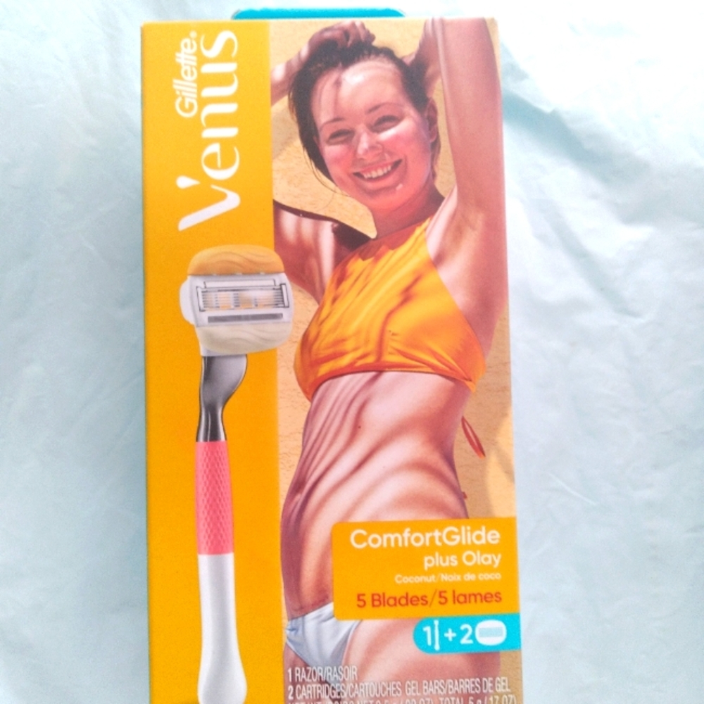Gillette Venus ComfortGlide plus Play razor kit, new